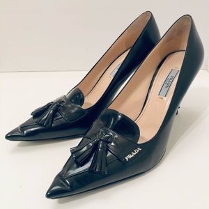 Prada Womens Black Stilleto Shoes Size us 7 euro 39.5